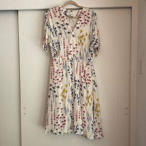 Tucker NYC The Market Dress Spring Bouquet Size Large White Floral Silk Blend